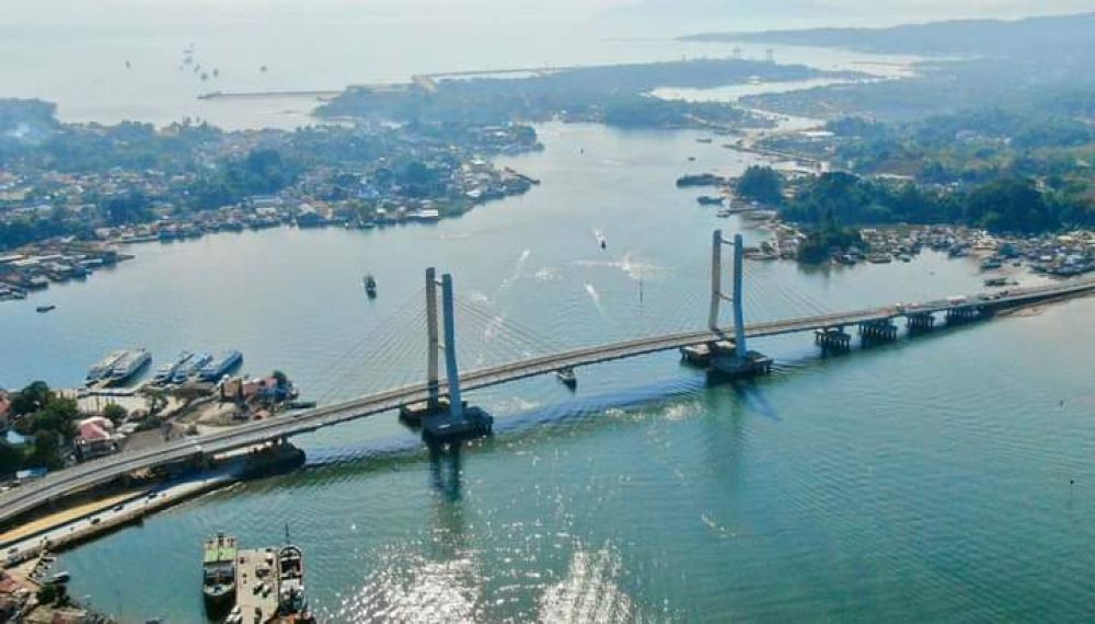 Jokowi Resmikan Jembatan Teluk Kendari Sulawesi Tenggara