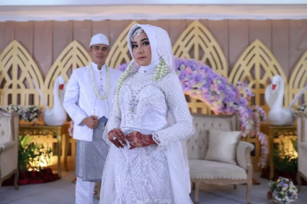 Tengku Rina (Maria Zaitun) Pemain Opera, Lepas Lajang Disunting Bulex