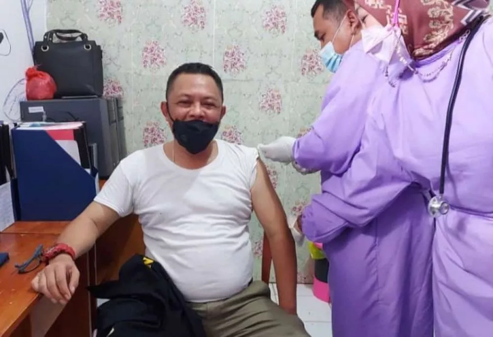 Vaksinasi Covid-19, Ketua IWO Way Kanan : "Tak Perlu Takut"