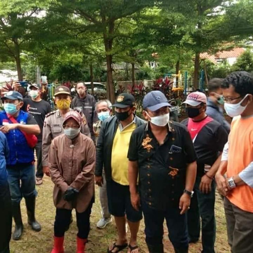 Bantu Pembangunan Rumah Korban Bencana, Risma Bakal Lelang Mobil Mewah