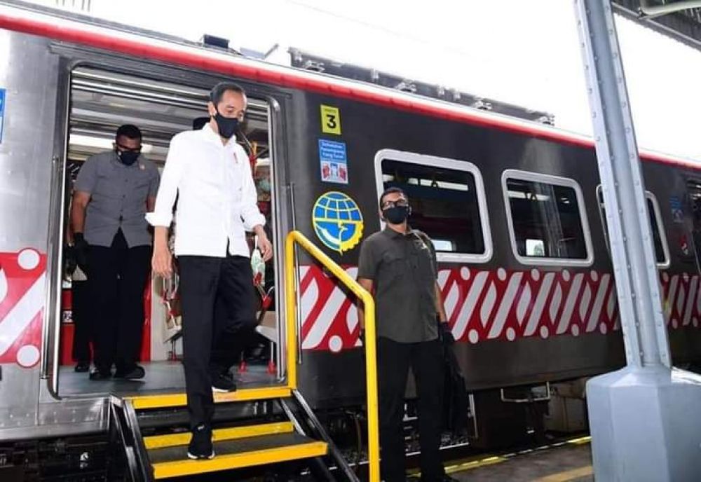 Diresmikan Jokowi, KRL Yogya-Solo Transportasi Massal Ramah Lingkungan