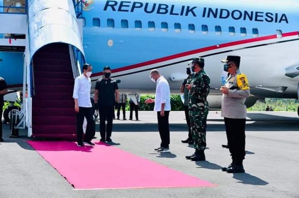 Tiba Di NTT, Jokowi Himbau Penanganan Maksimal Untuk Seluruh Korban