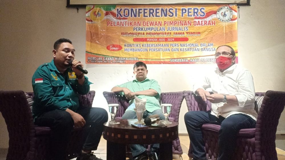 Setelah Dilantik,DPD PJI-Demokrasi Jatim Konfpers,Bahas UKW