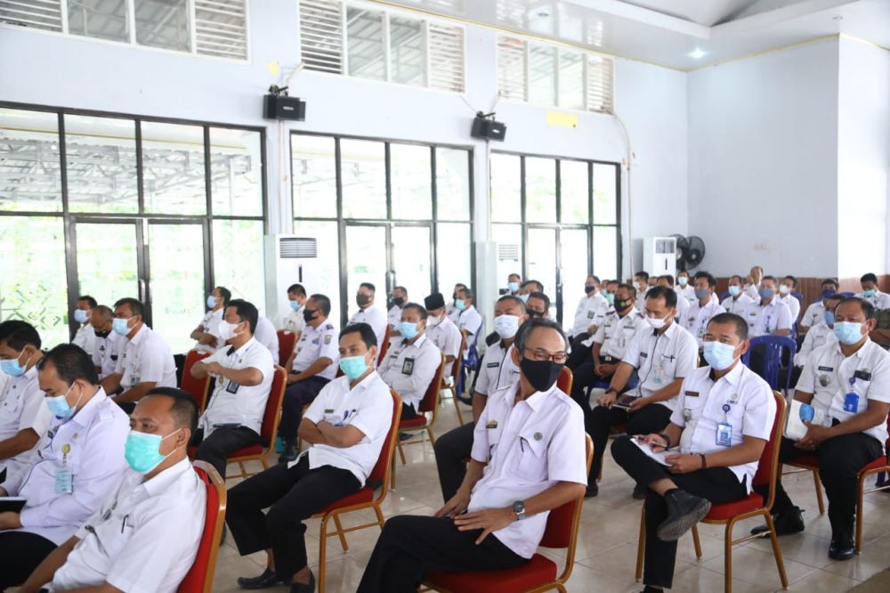 Pemkab Way Kanan,Lakukan Pembinaan PNS Eselon III Di Gedung Serba Guna