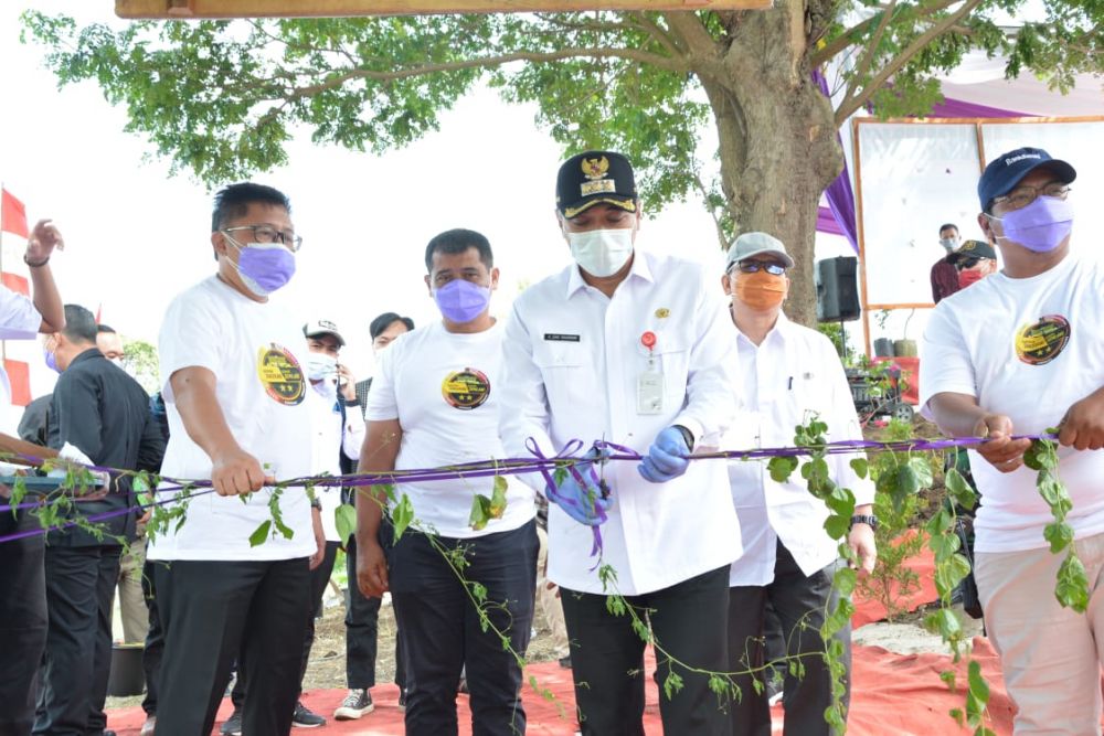 Bupati Tangerang,Resmikan Bank Sampah Sungai Dan Waste Trap Cirarab