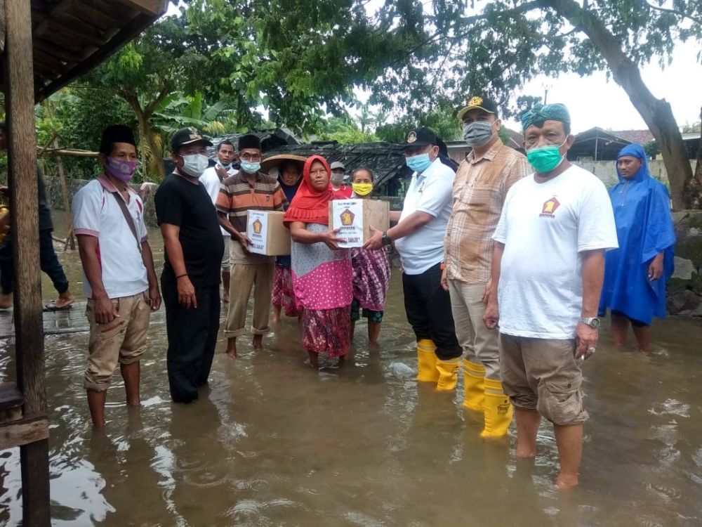 DPC Partai Gerindra Tangerang,Salurkan Sembako Kepada Korban Banjir