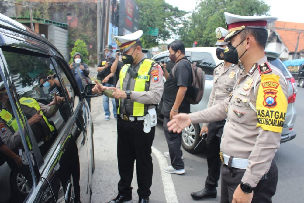 Stop Mudik, Penyekatan Di Perbatasan Sidoarjo Sudah Dimulai