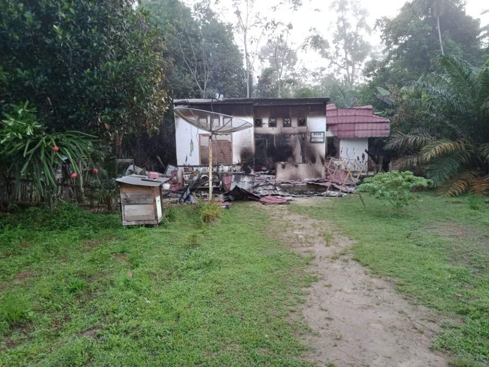 Rumah Bidan Muara Sekalo Terbakar, Masyarakat Minta Diusut Penyebabnya