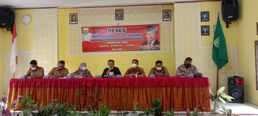 Reses Ir Mesran MM DPRD Jambi, Janji Tingkatkan Pemberian Ternak