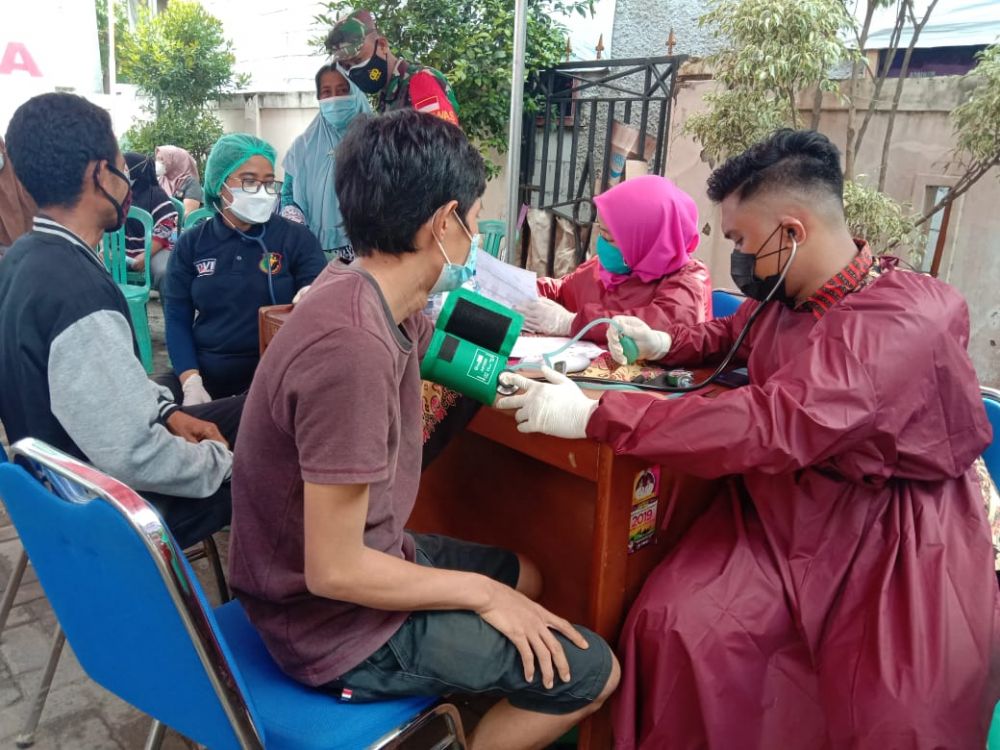 Polsek Pakuhaji Tangerang, Lakukan Vaksinasi Massal Di Desa Boni Sari