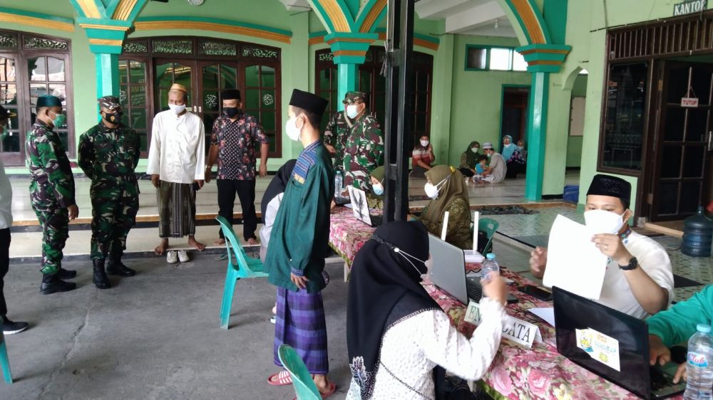 Dandim Surabaya Utara, Pantau Langsung Pelaksanaan Vaksinasi Di Ponpes