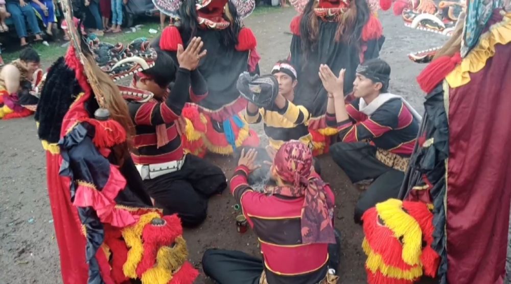 Aksi Sosial Dan Pelestarian Budaya Di Syukuran LSM GARAD Ke-13Th