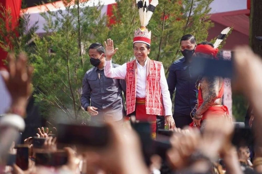 Jokowi Tanya Soal Pembangunan IKN Ke Suku Dayak, Ini Jawaban Mereka
