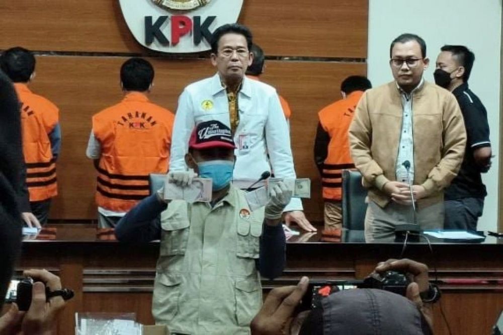 Dana Hibah Pemprov Jatim Rp 7,8 Triliun, Disunat Segini, KPK : Menarik