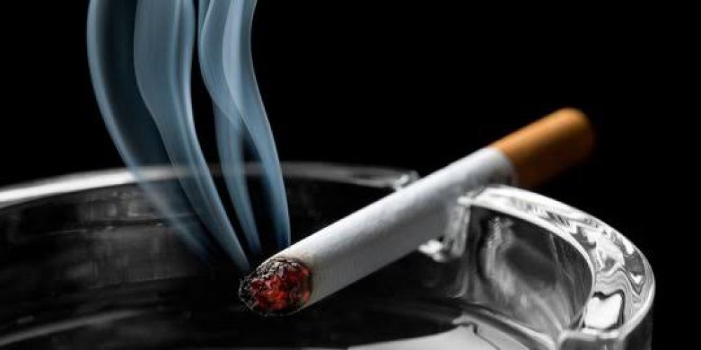 Rokok Itu Halal Apa Haram Sih? Simak Penjelasan Mbah Moen Berikut Ini