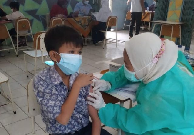 Ratusan Pelajar SMPN 1 Kosambi, Antusias Ikuti Suntik Vaksin Merdeka