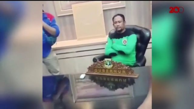 Kursinya Diduduki Buruh, Gubernur Banten Akan Lapor Jokowi & Kapolri
