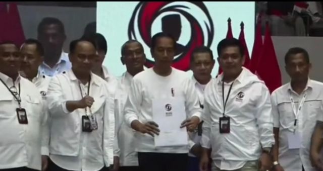 Jokowi Tentang Kriteria Penggantinya : Harus Berani Ambil Resiko!