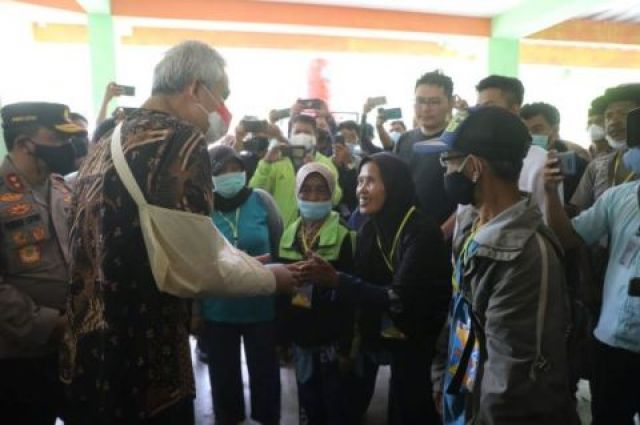Ganjar Pranowo Akhirnya Datangi Dan Sapa Warga Desa Wadas